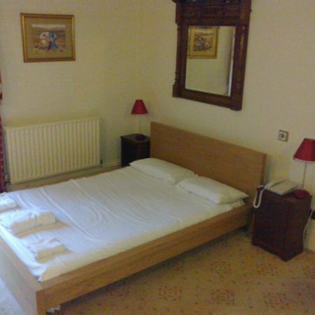Sparkle Hotel Quinton المظهر الخارجي الصورة