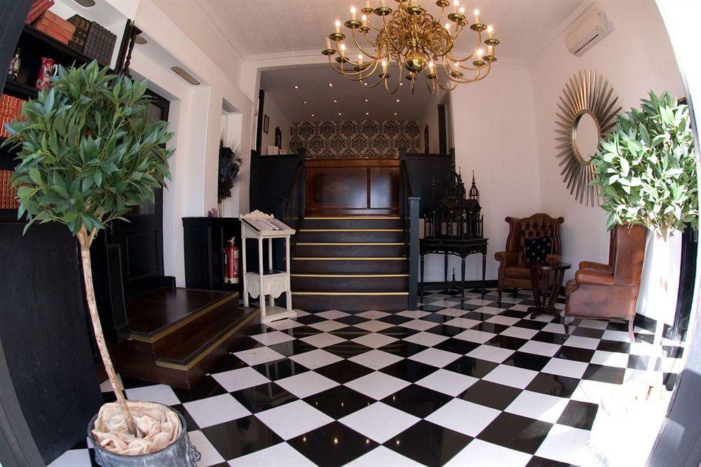 Sparkle Hotel Quinton المظهر الخارجي الصورة