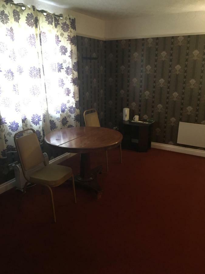 Sparkle Hotel Quinton المظهر الخارجي الصورة