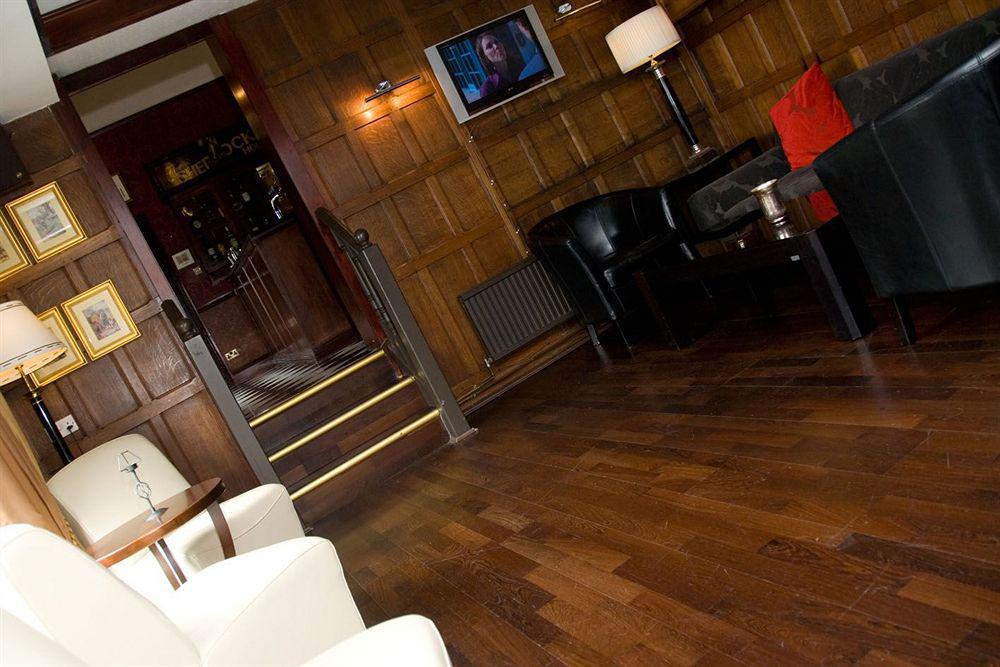 Sparkle Hotel Quinton المظهر الخارجي الصورة